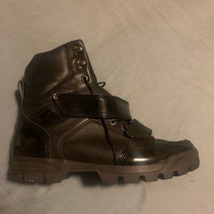 Creative recreation boots